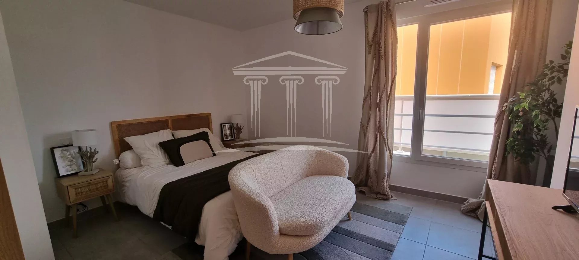 Agence immobilière de 