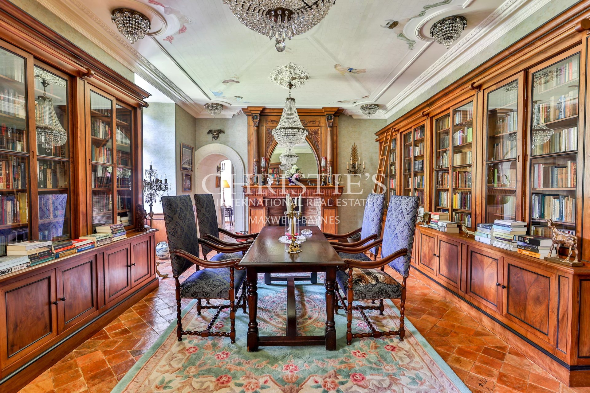 14 Bedroom Chateau's Image 18