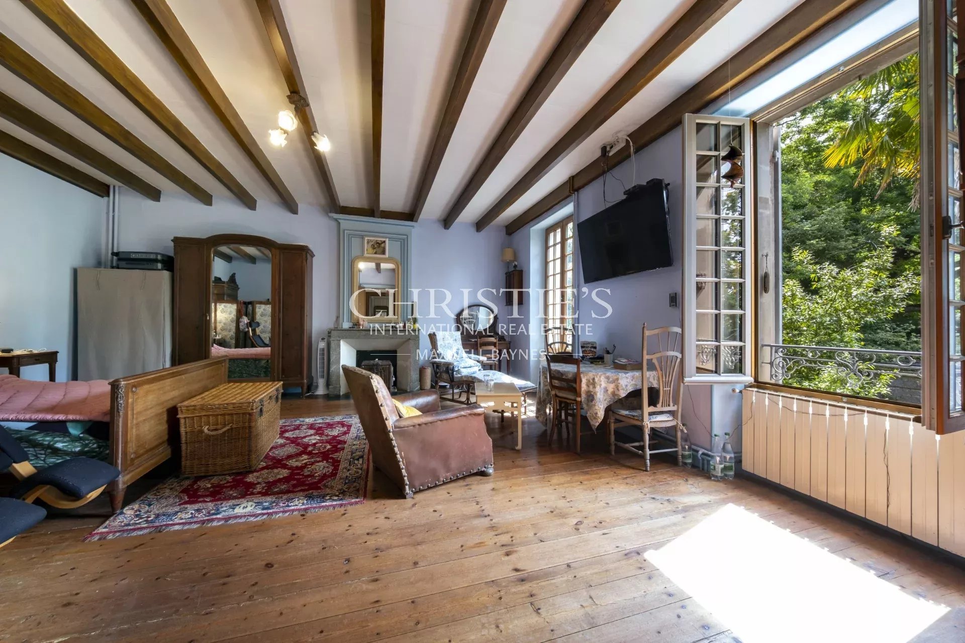 9 Bedroom Villa/Townhouse's Image 14