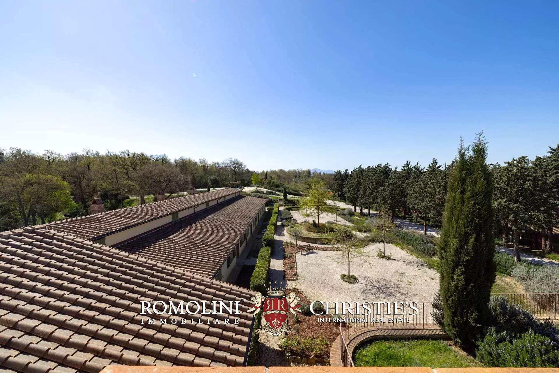 LUXUSANLAGE MIT 19 WOHNUNGEN IN DER TOSKANA, VAL D'ORCIA