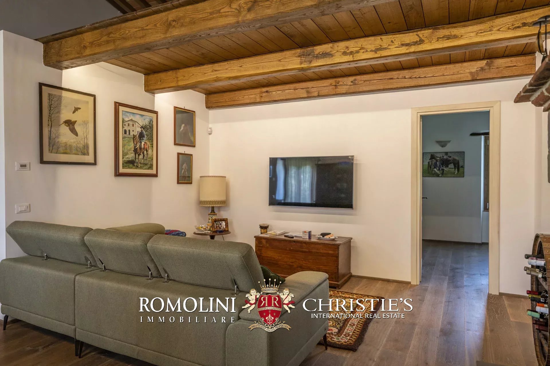 3 Bedroom Villa/Townhouse's Image 36
