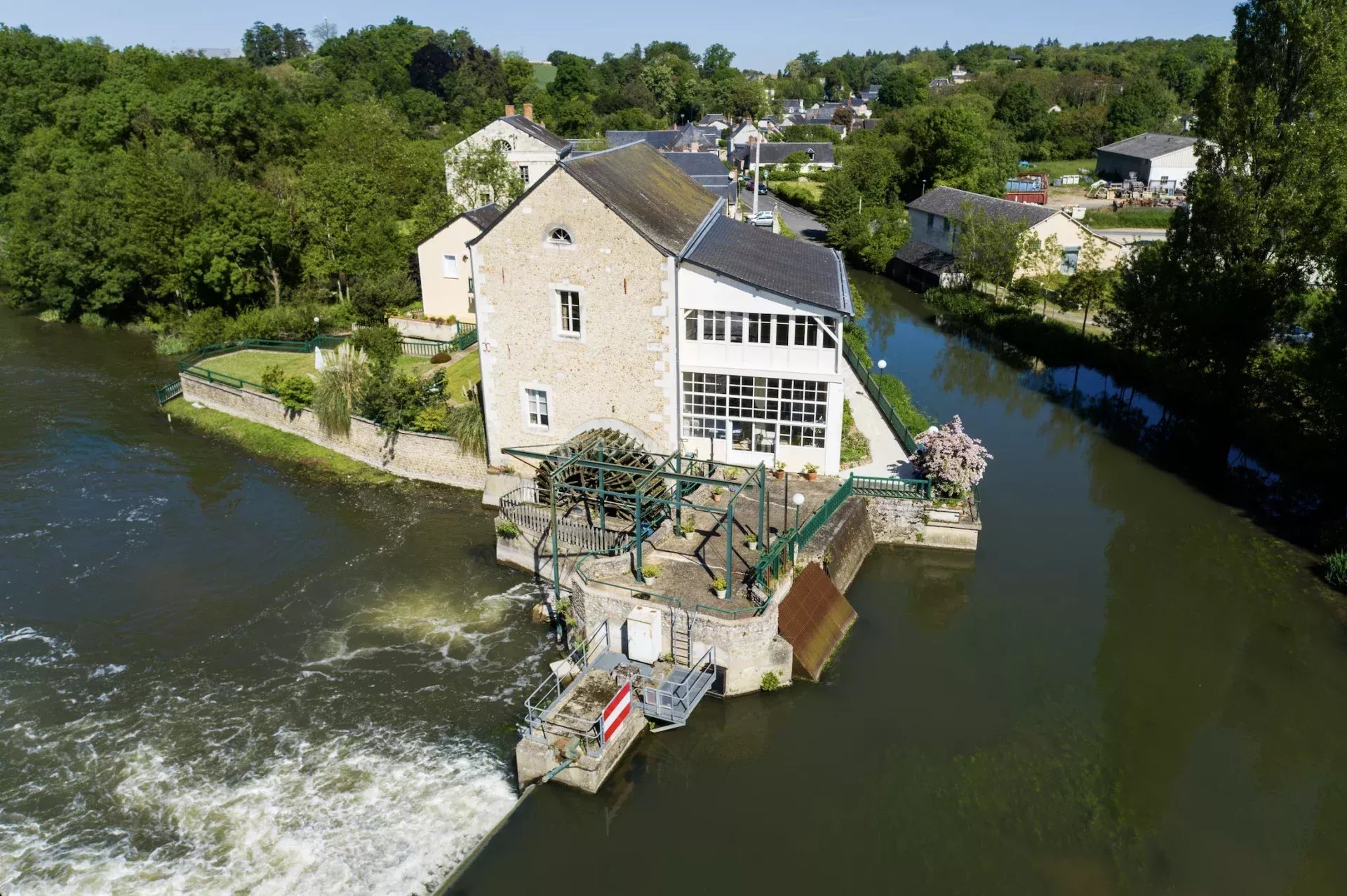 Ancien moulin du XIXe siècle au cœur d’un environnement unique