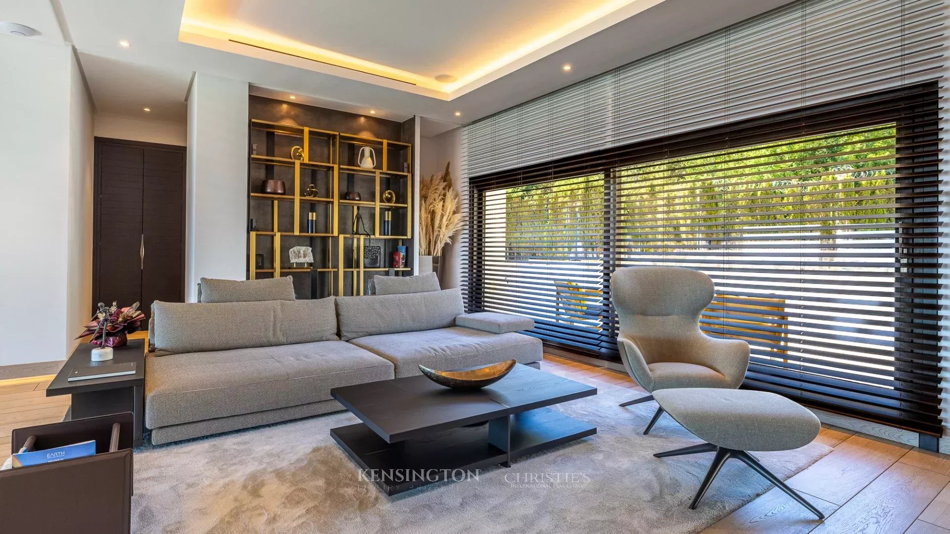 4 Bedroom Villa/Townhouse's Image 40