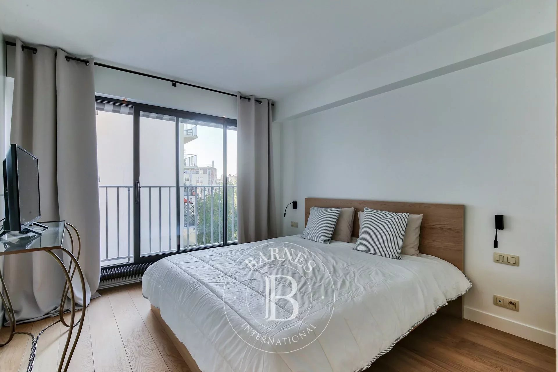Paris  - Appartement 4 Pi&egrave;ces 2 Chambres - picture 11