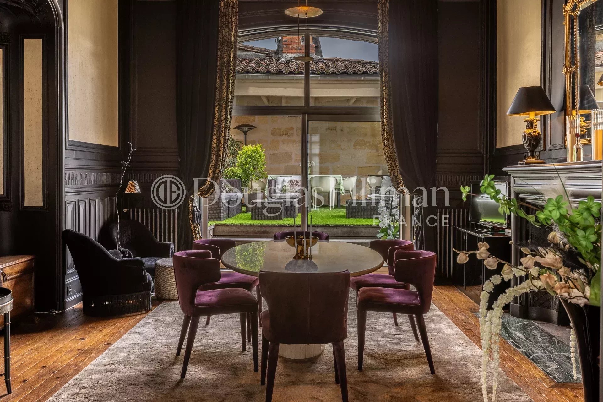 BORDEAUX CENTRE – Demeure d&rsquo;exception coeur de ville - Image nᵒ3