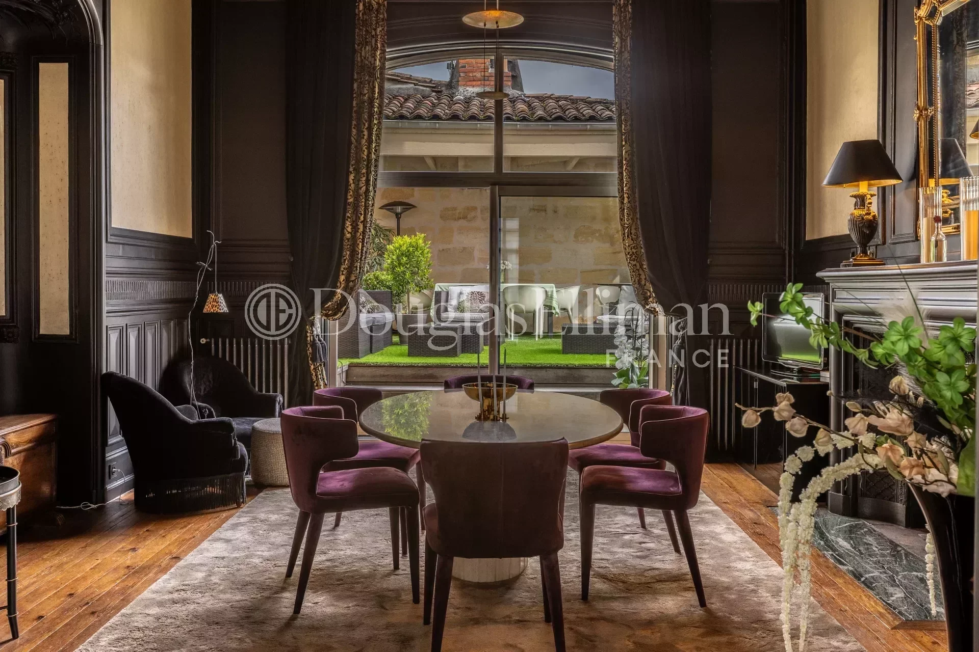 BORDEAUX CENTRE – Demeure d&rsquo;exception coeur de ville - Image nᵒ3