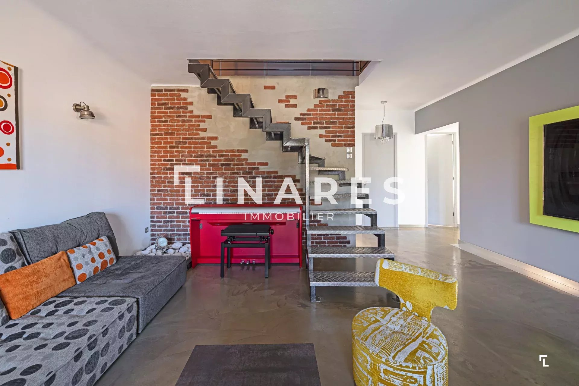 VICTOIRE - Appartement  de Type 5 de 145m² + Stationnement - 13013 Château Gombert