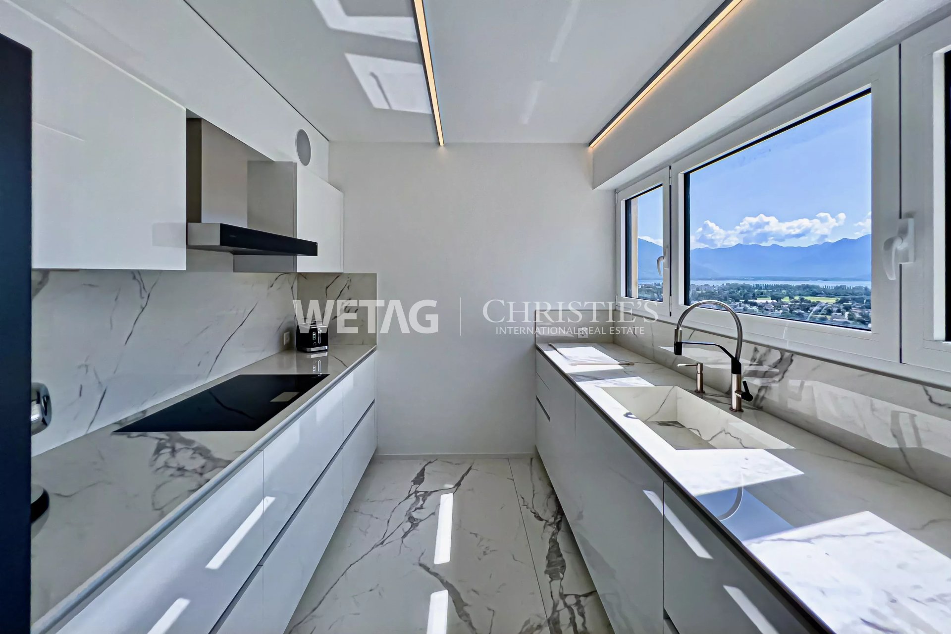2 Bedroom Apartment/Flat's Image 7