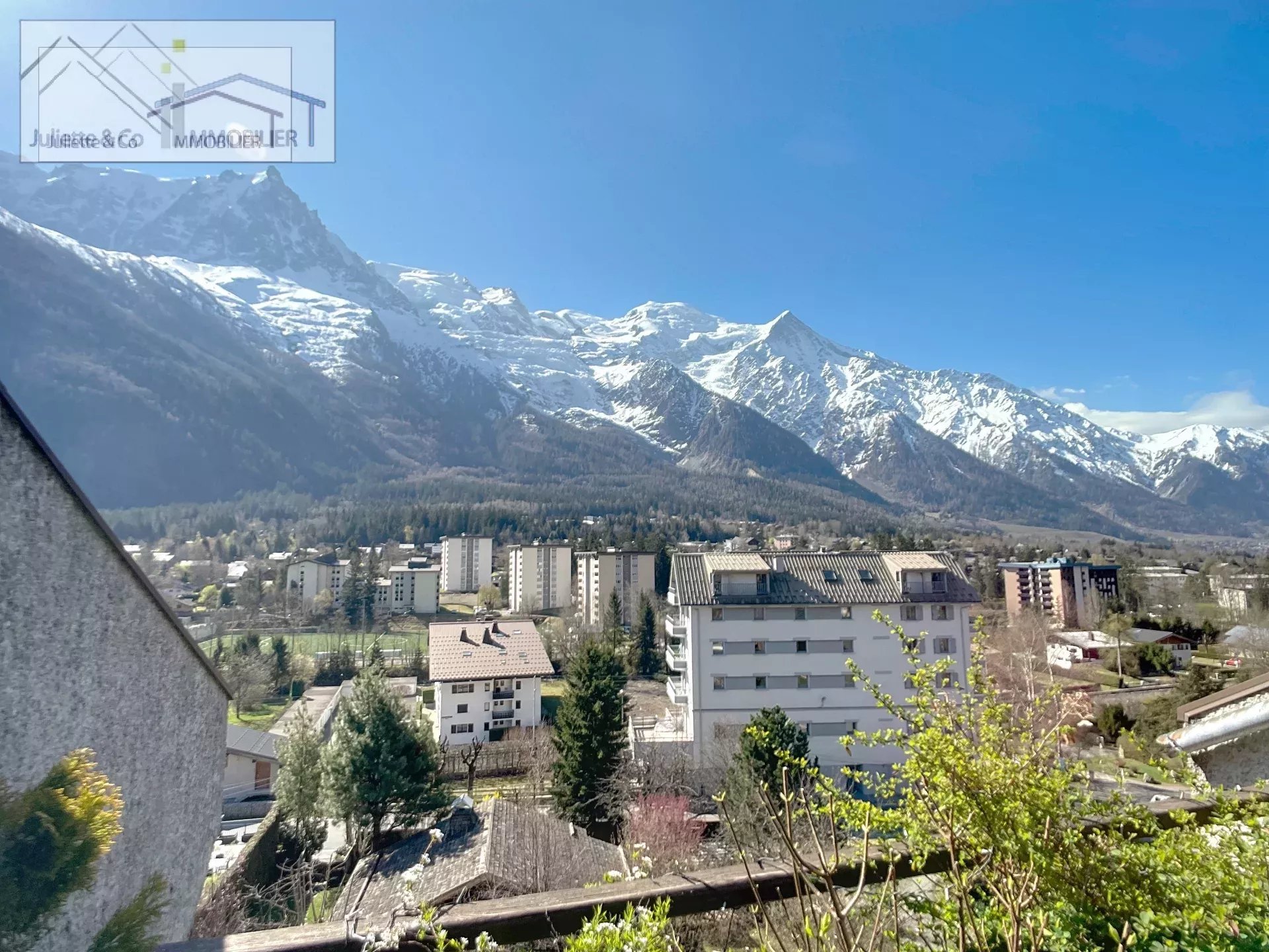 Photo of Charming apartment in Chamonix-Mont-Blanc