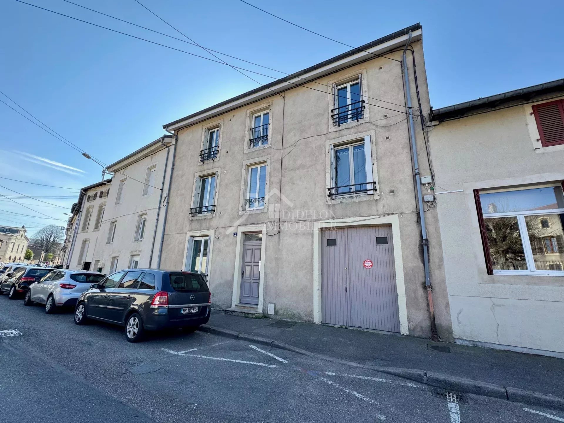 Agence immobilière de 