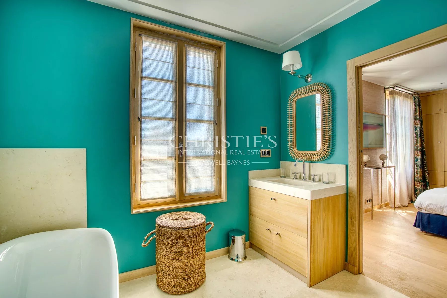 4 Bedroom Villa/Townhouse's Image 6