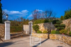 MOUGINS - ESTATE NEAR MOUGINS SCHOOL — photo 7 of 7