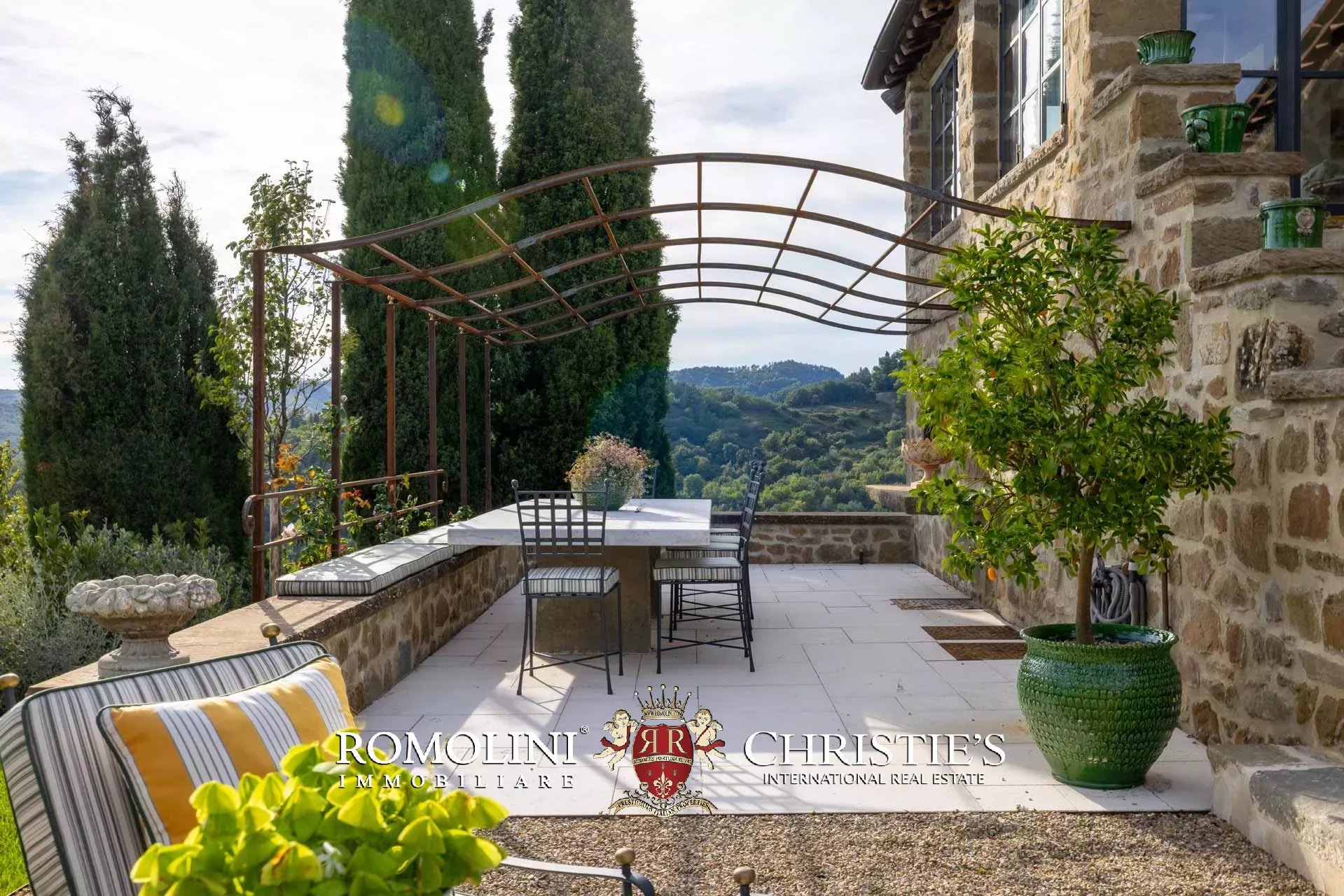 4 Bedroom Villa/Townhouse's Image 13