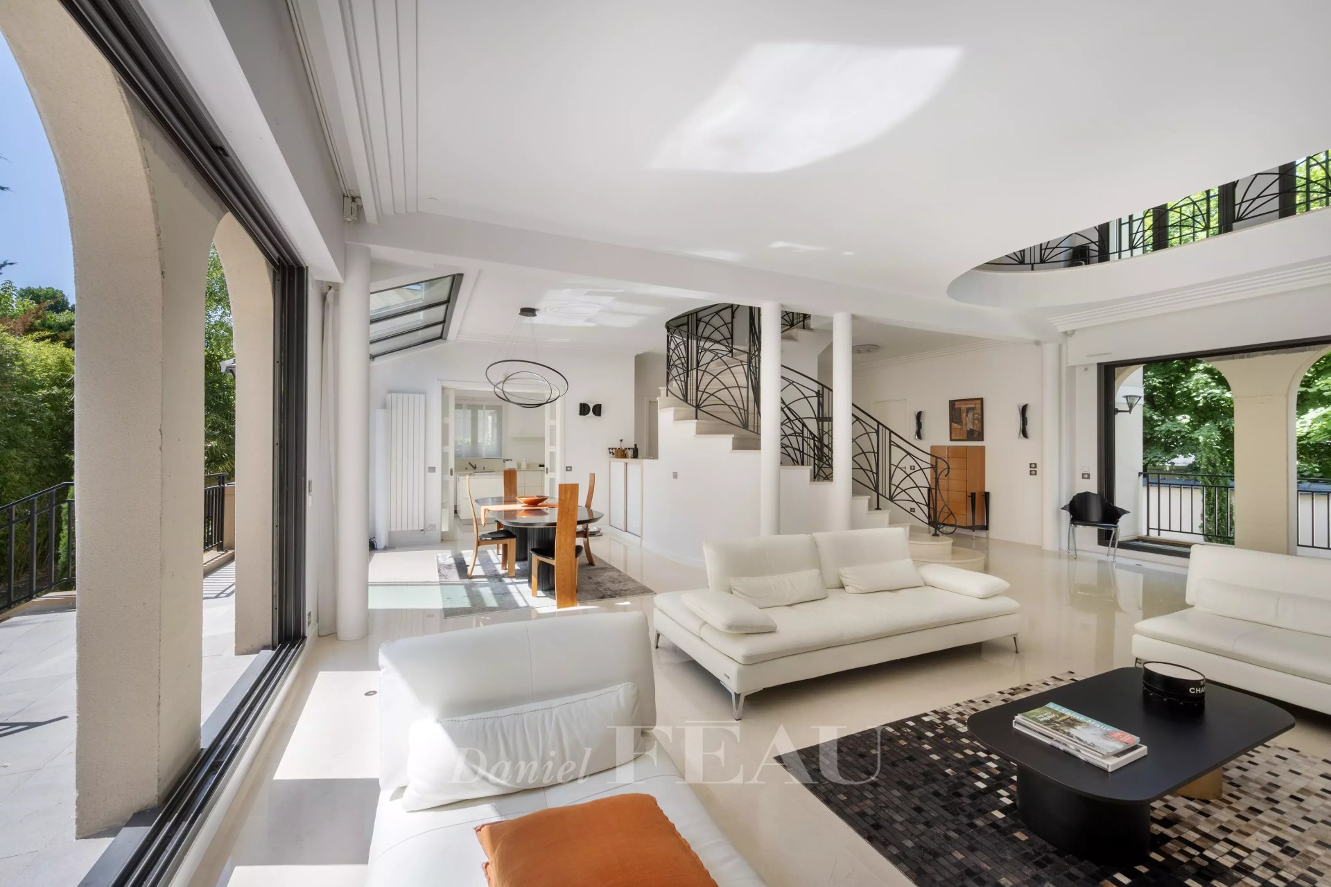 5 Bedroom Villa/Townhouse's Image 8