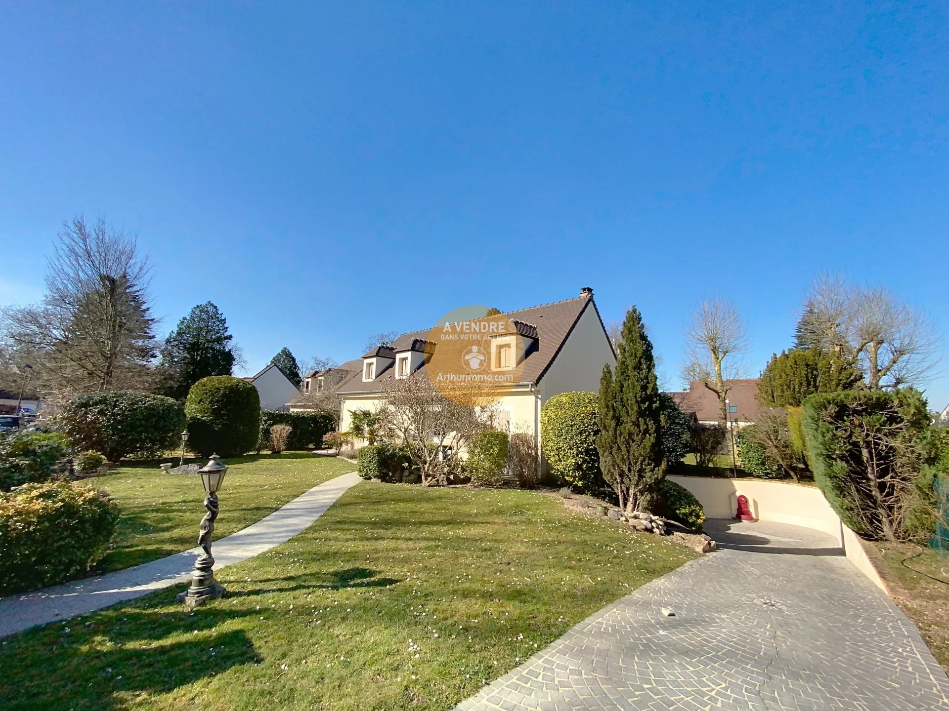 Agence immobilière de Arthurimmo.com Baillet en France