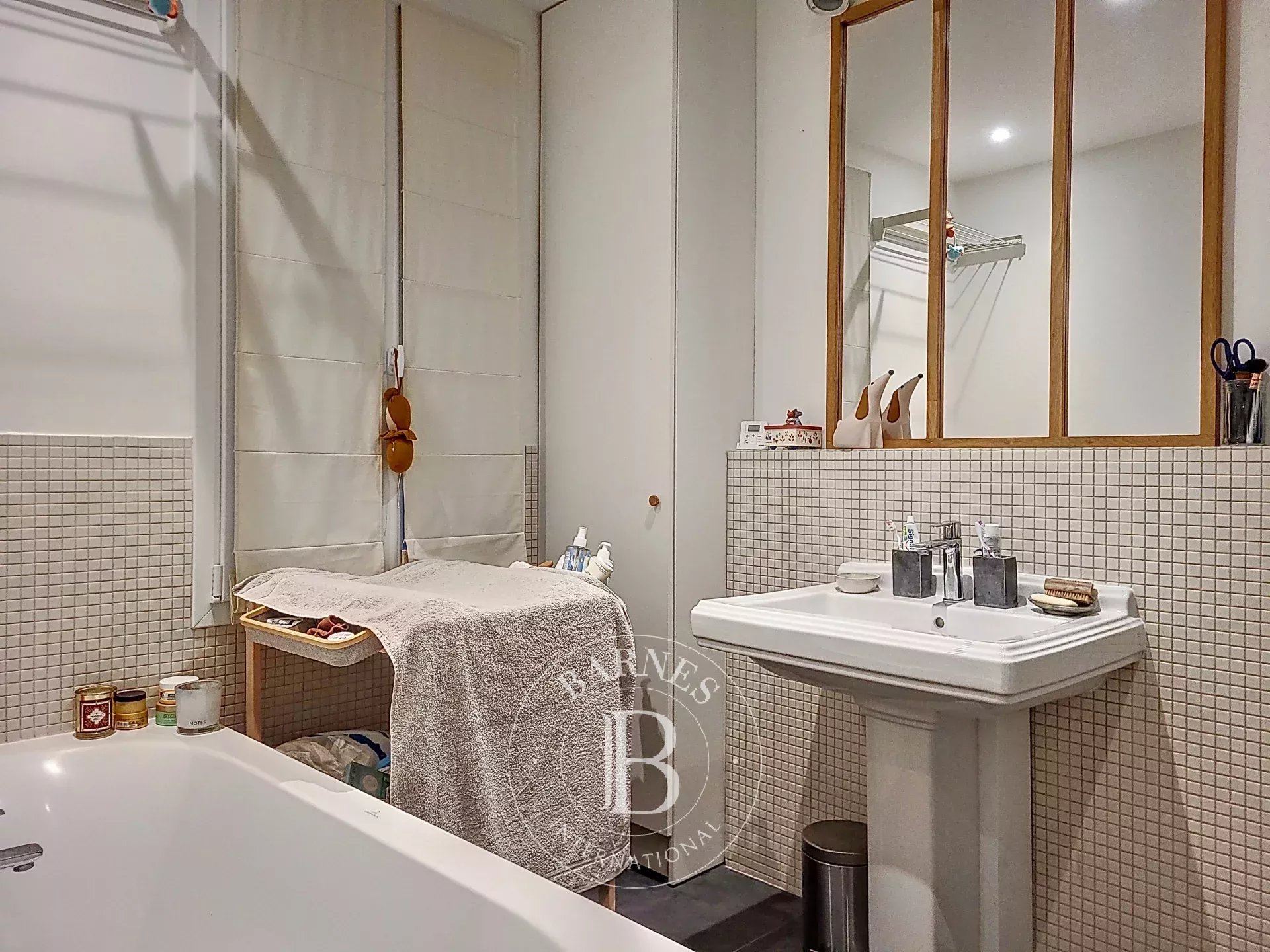 Daire Paris 10ème - picture 8