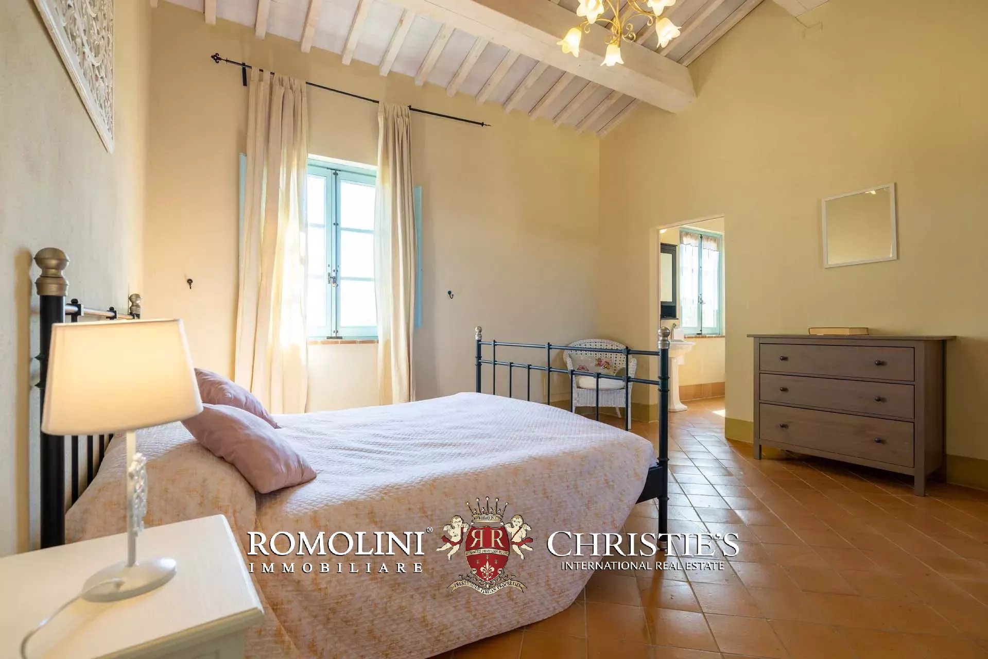 LUXUSANLAGE MIT 19 WOHNUNGEN IN DER TOSKANA, VAL D'ORCIA