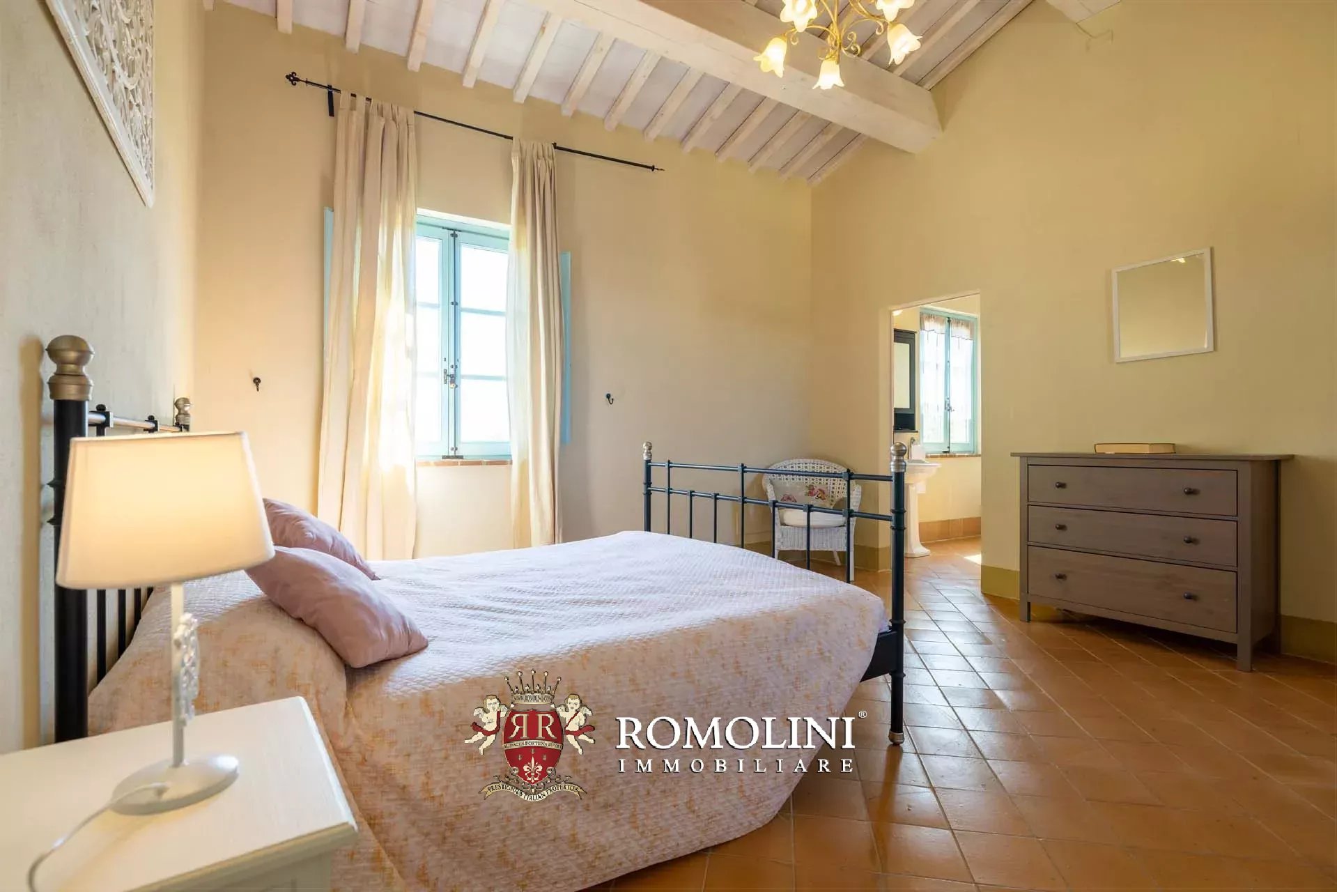 LUXUSANLAGE MIT 19 WOHNUNGEN IN DER TOSKANA, VAL D'ORCIA
