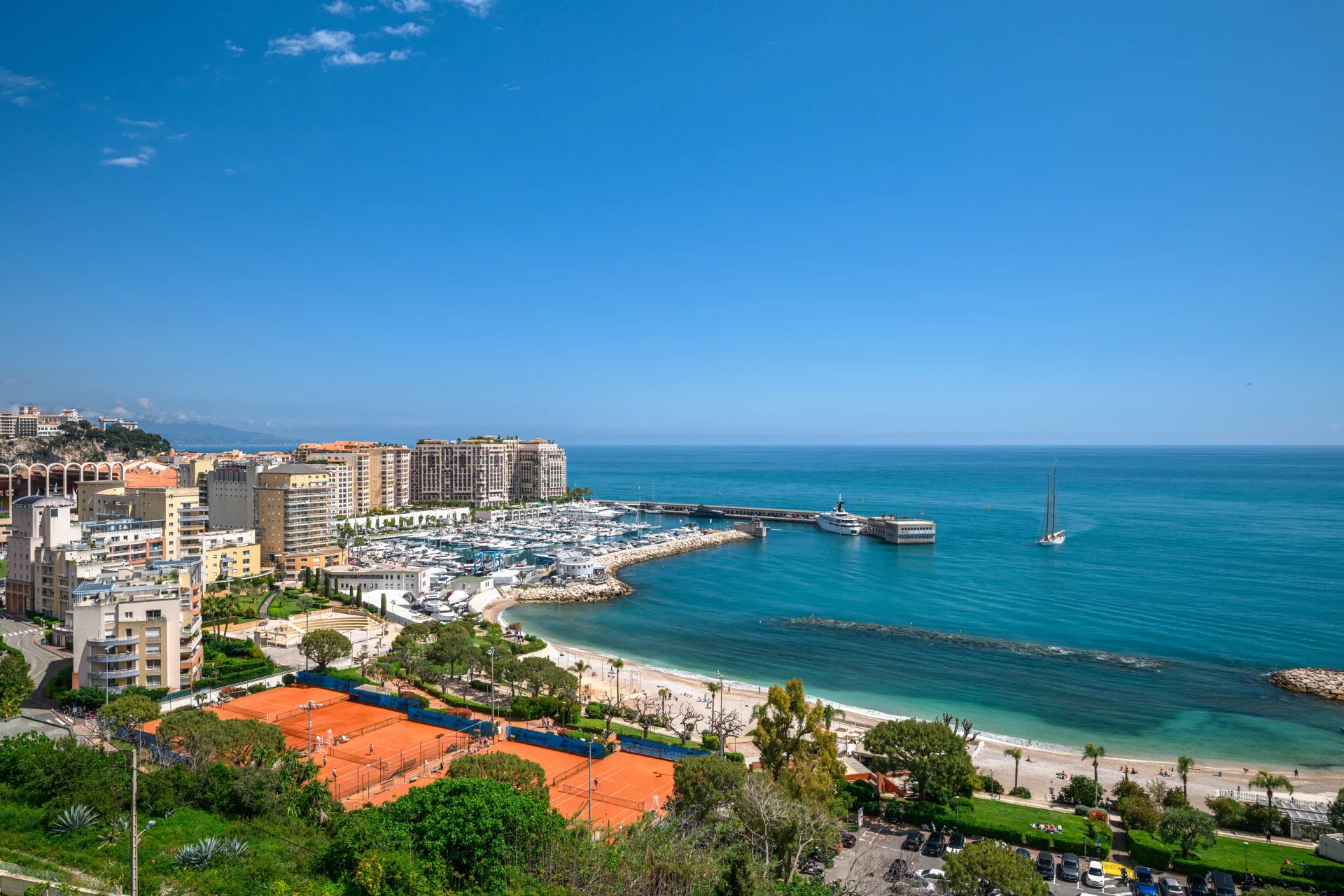CAP D'AIL | 4-ROOM APARTMENT | 115m² LIVING SPACE | 120m² TERRACE | PANORAMIC SEA VIEW