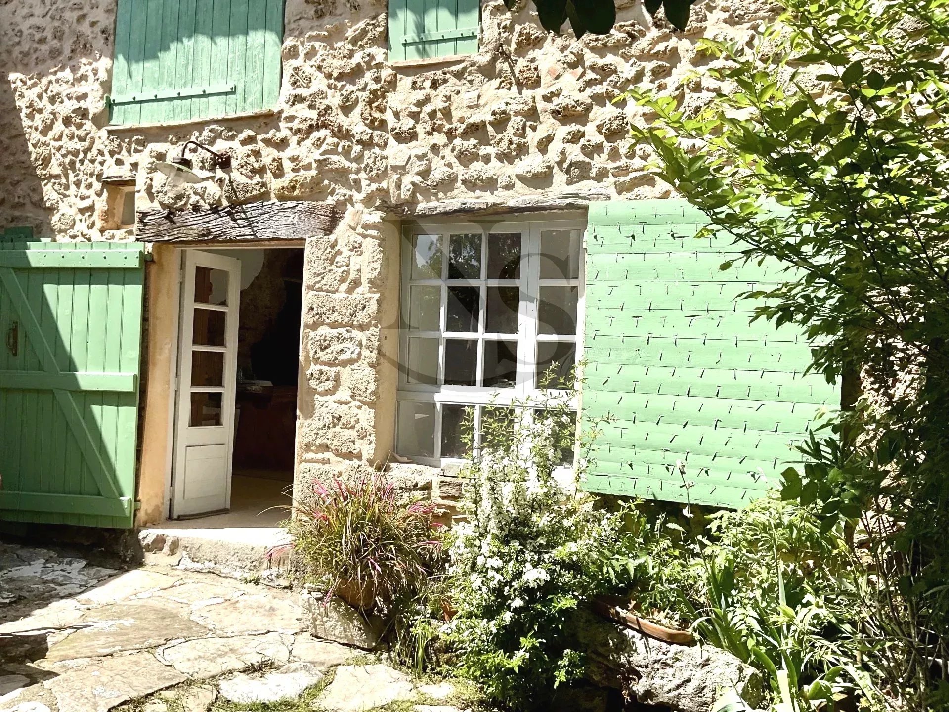 Cotignac Maison troglodyte exceptionnelle en exclusivité - Photo 2