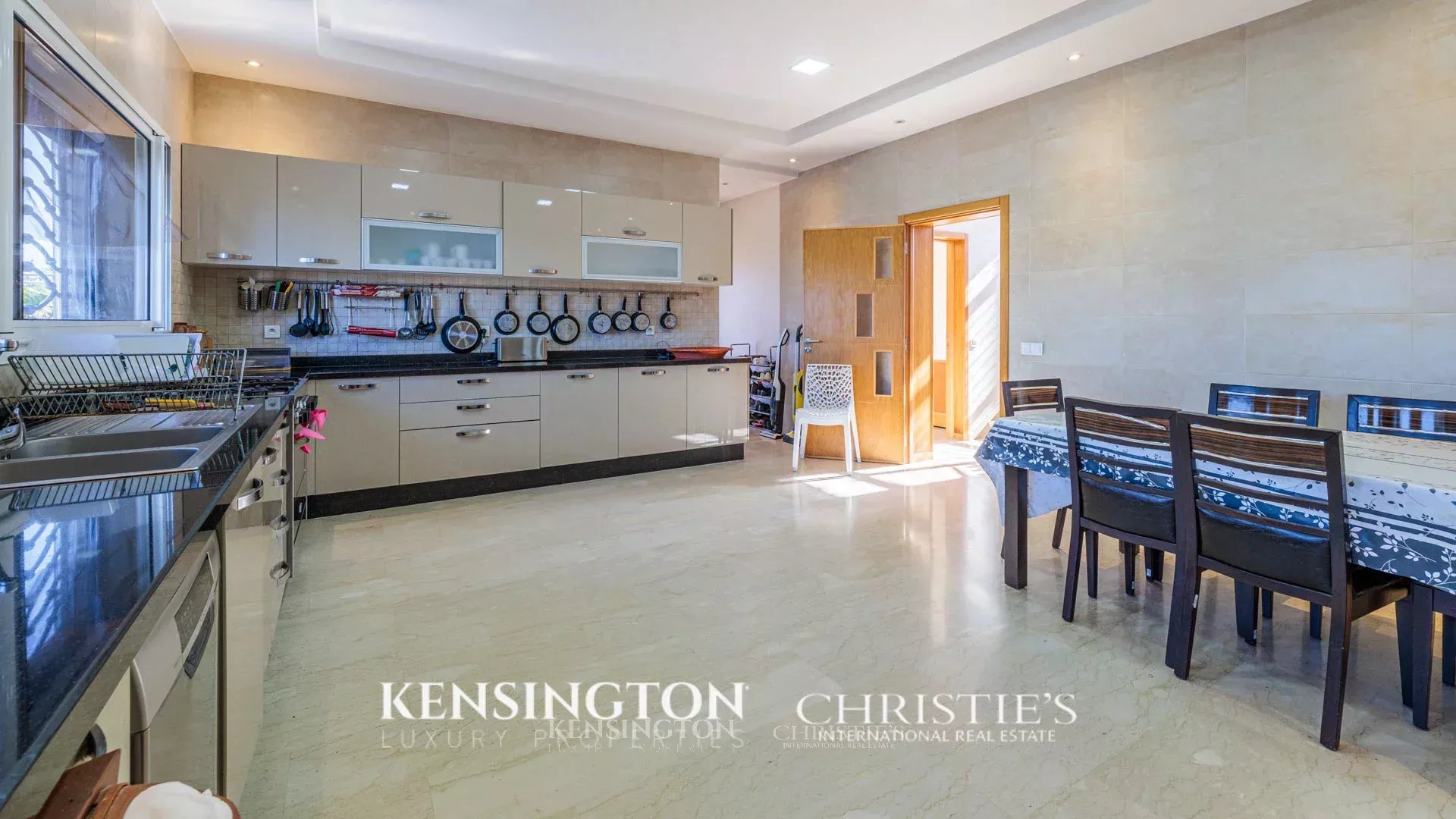 Villa/Townhouse's Image 5