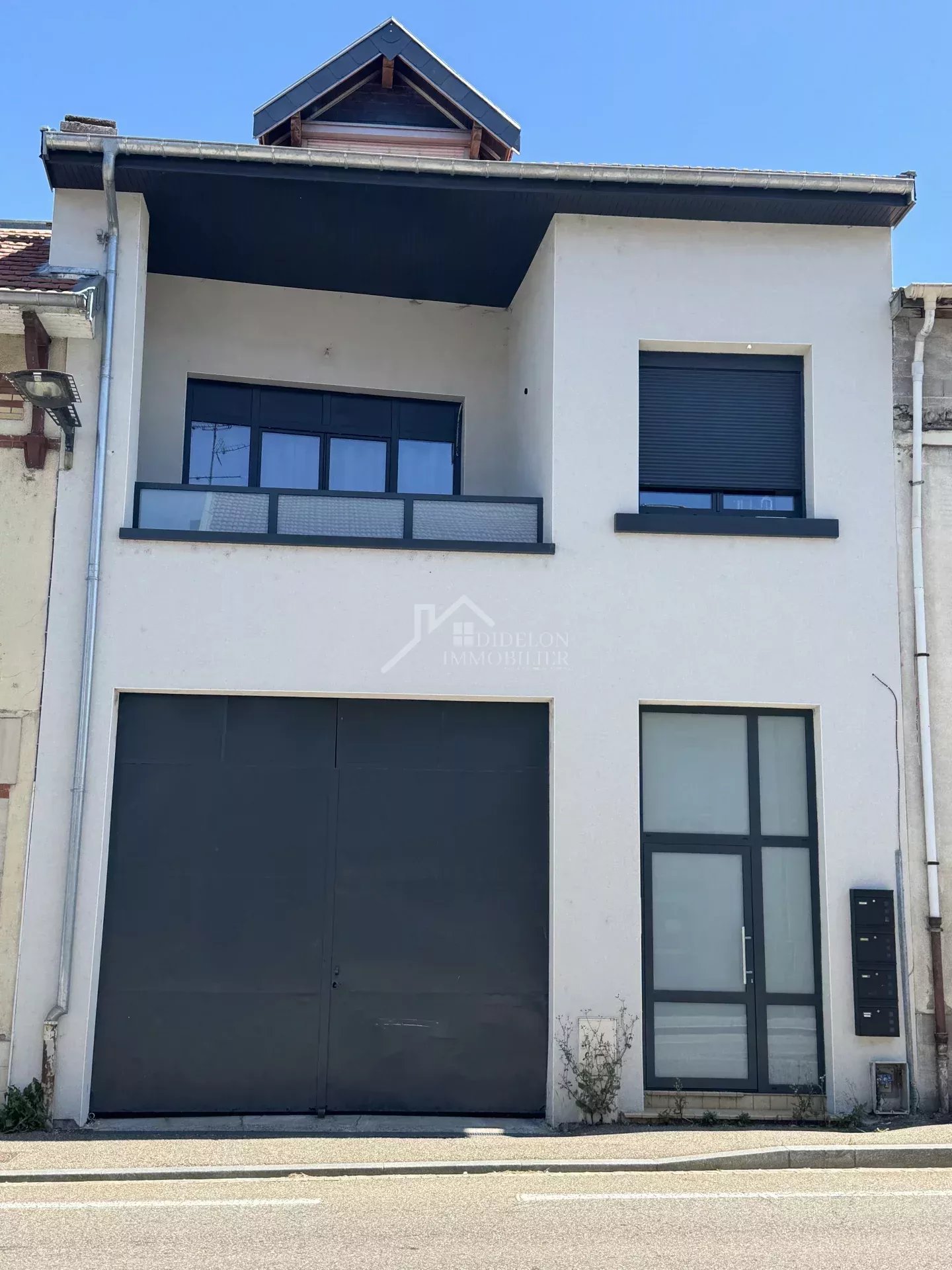 Agence immobilière de 