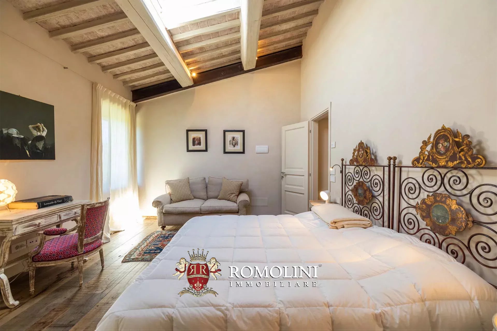 5 Bedroom Villa/Townhouse's Image 31