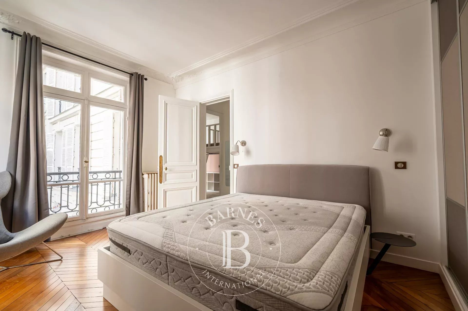 Paris  - Apartment 3 Bedrooms - picture 10