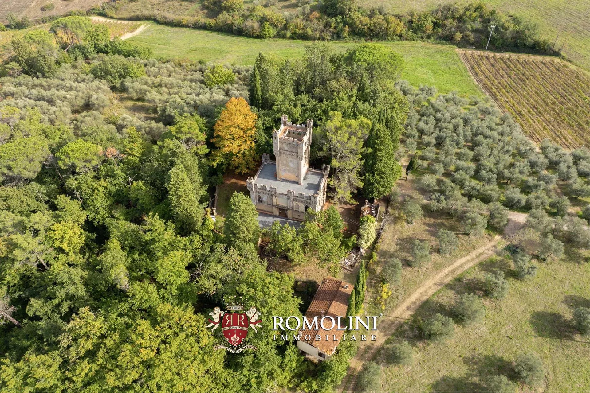 6 Bedroom Chateau's Image 3