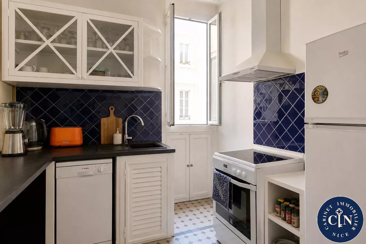 2 pièces 48 m² - Charme bourgeois au calme - Parc impérial — photo 6