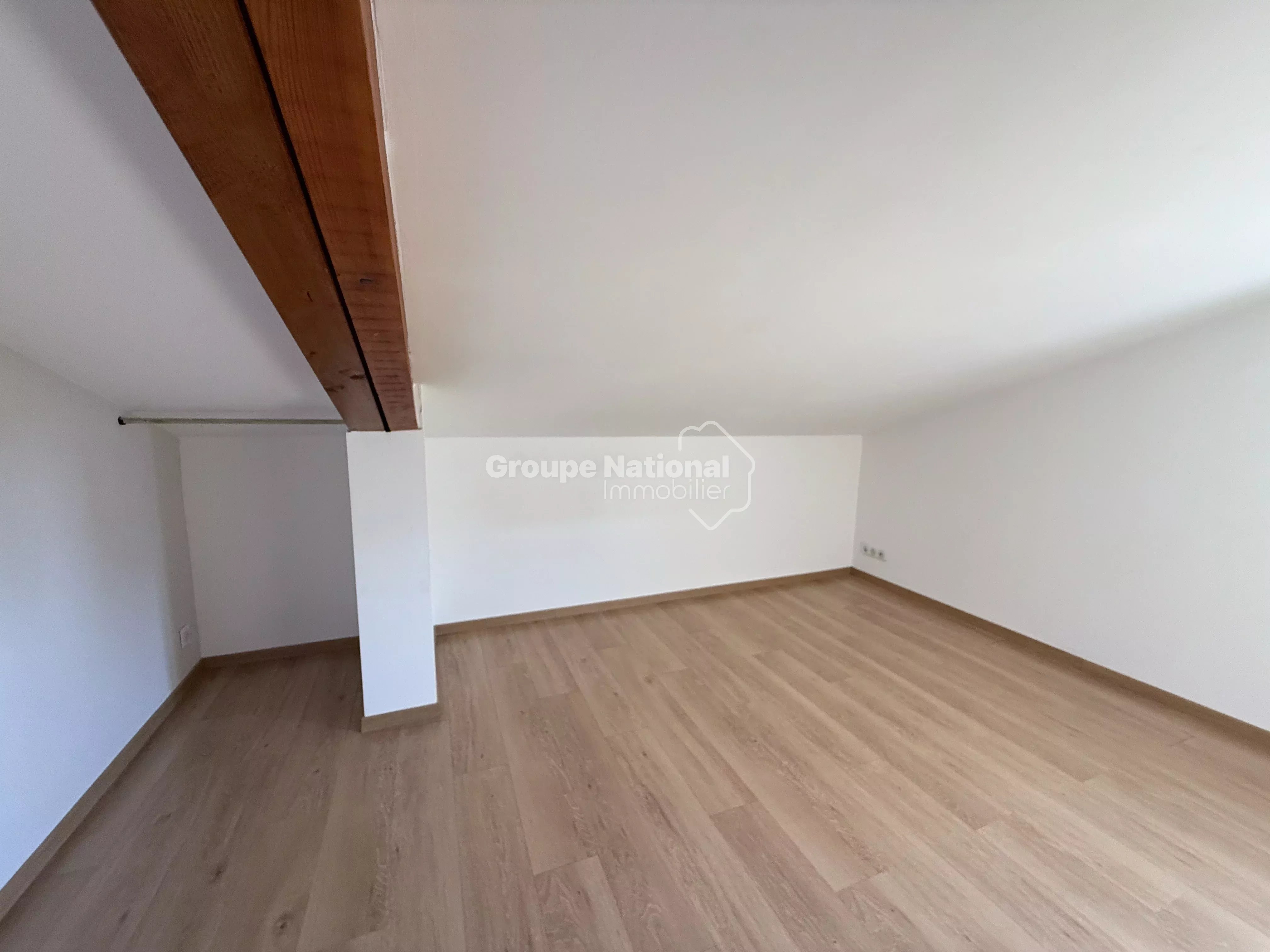 CHATEAURENARD - Maison 5 pièces 134,79 M²