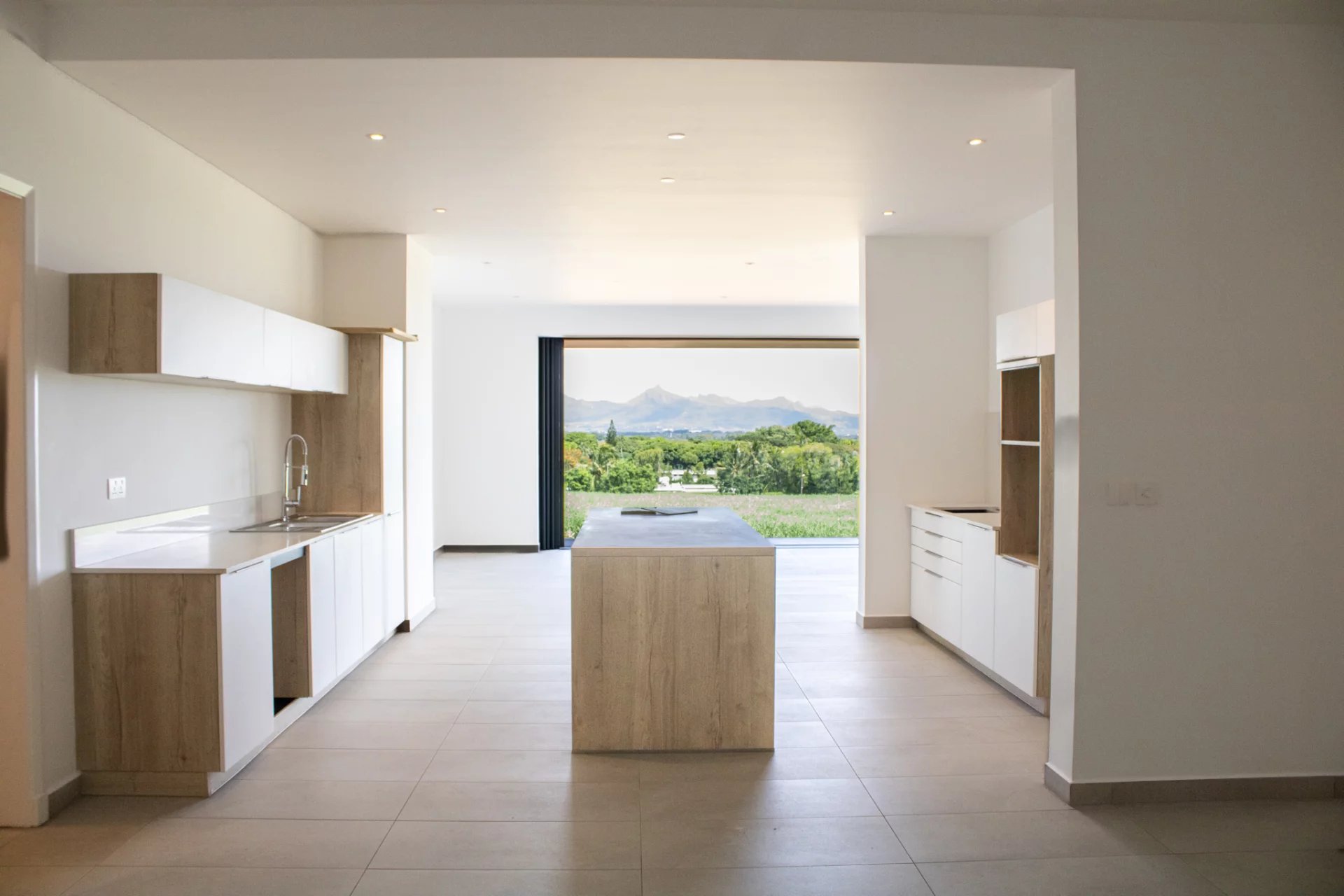 BELLE VUE – Bright apartment with expansive views – 3 bedrooms