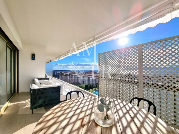 Top Floor 136m2 - 3 bedrooms apartment with sea view- Cannes Californie — photo 4