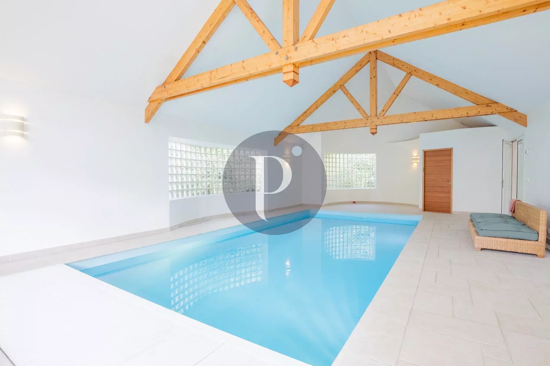 vente-maison-9-pieces-verrieres-le-buisson-83865699