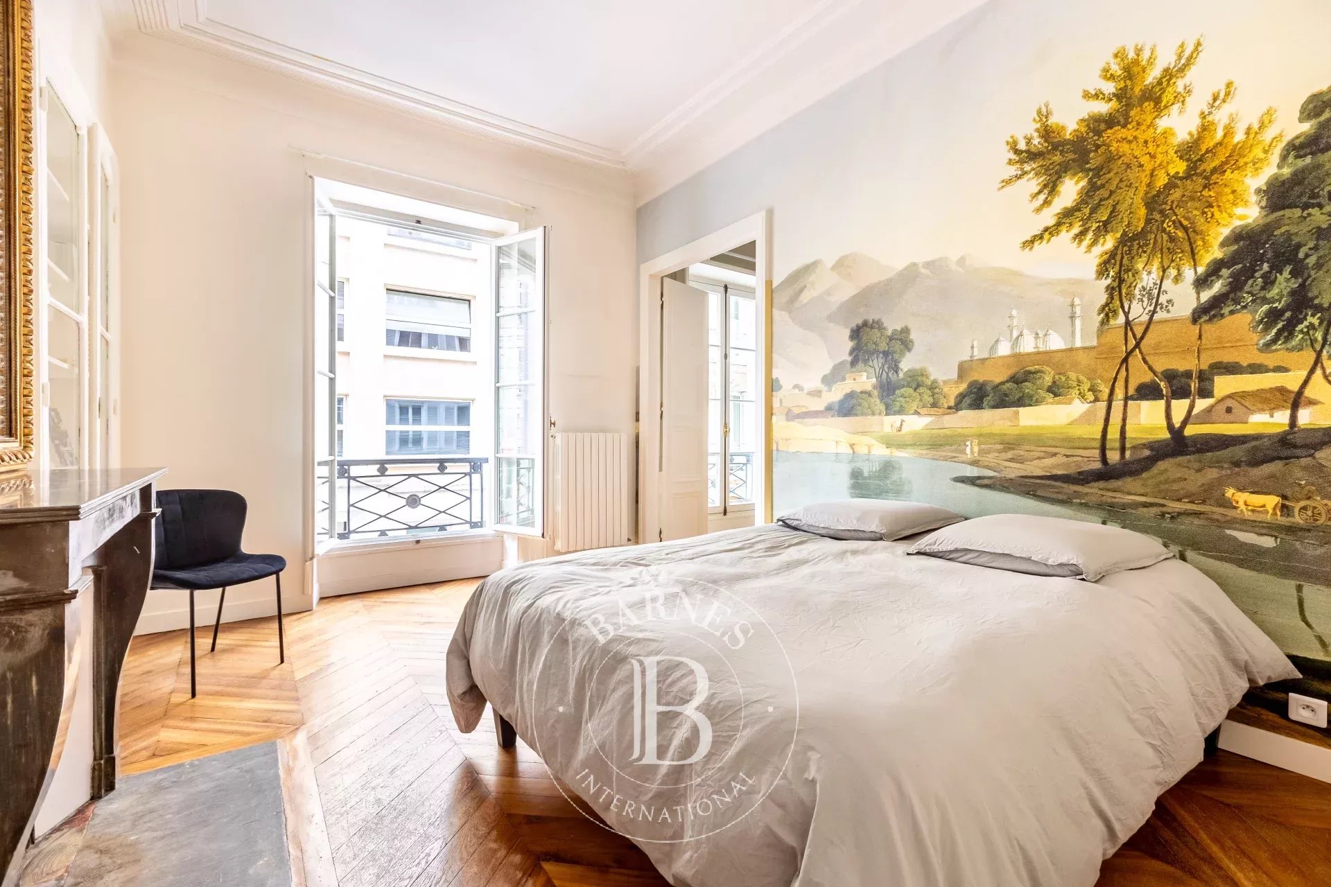 Daire Paris 8ème - picture 10