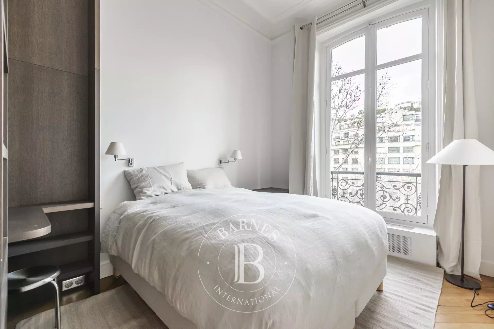 Daire Paris 8ème - picture 13