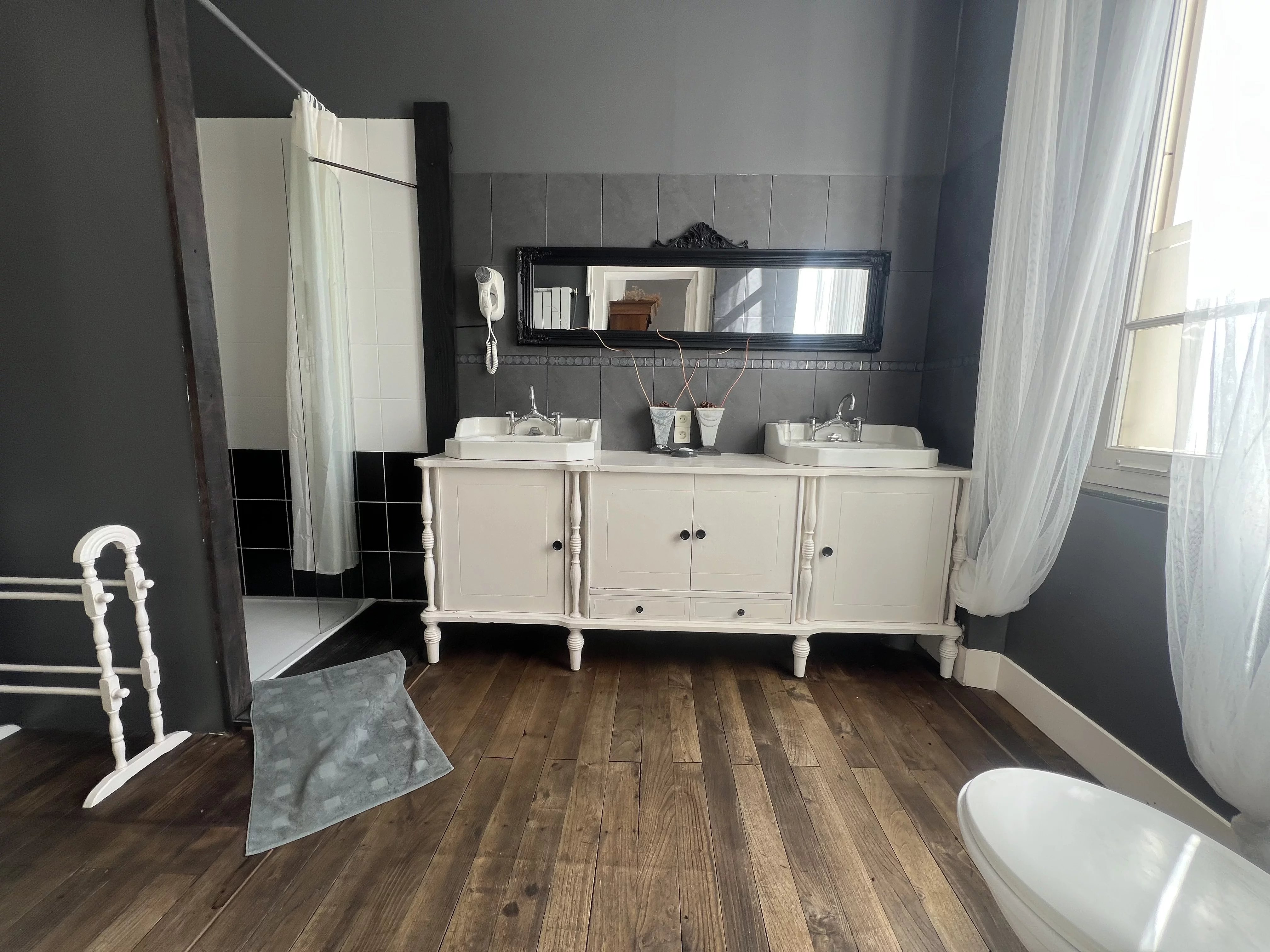 Castle for sale Saint-Béat, Haute-Garonne