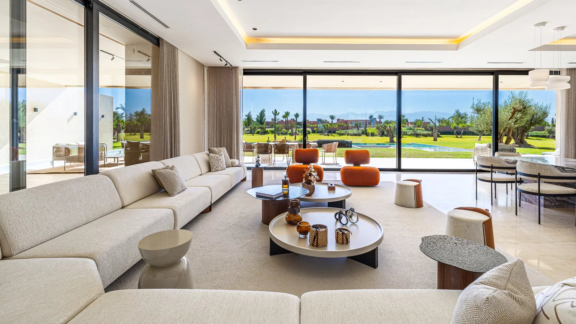 Sale Villa Marrakesh Route de l'Ourika