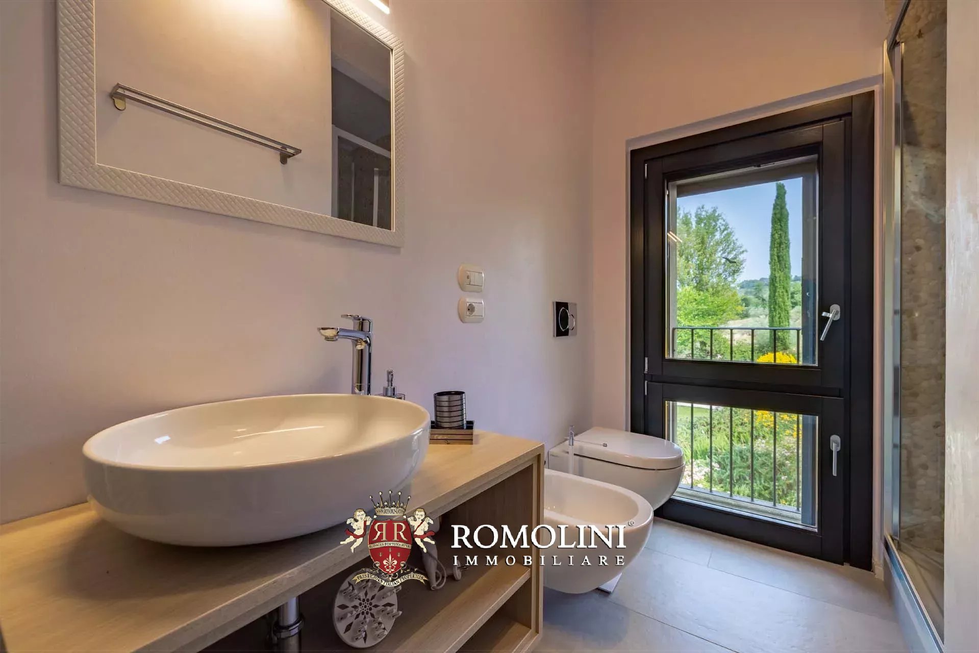 5 Bedroom Villa/Townhouse's Image 51