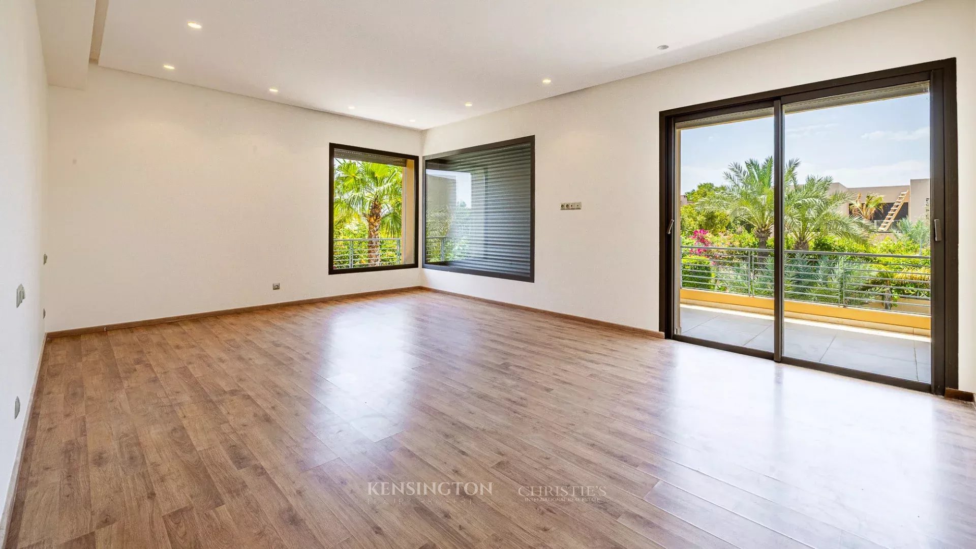 4 Bedroom Villa/Townhouse's Image 36