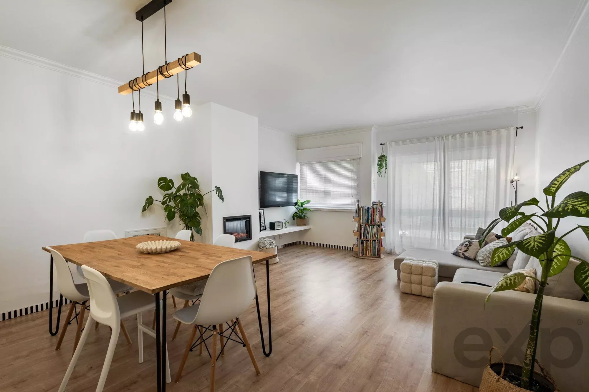 Excelente T2 Remodelado 87088531 image 2