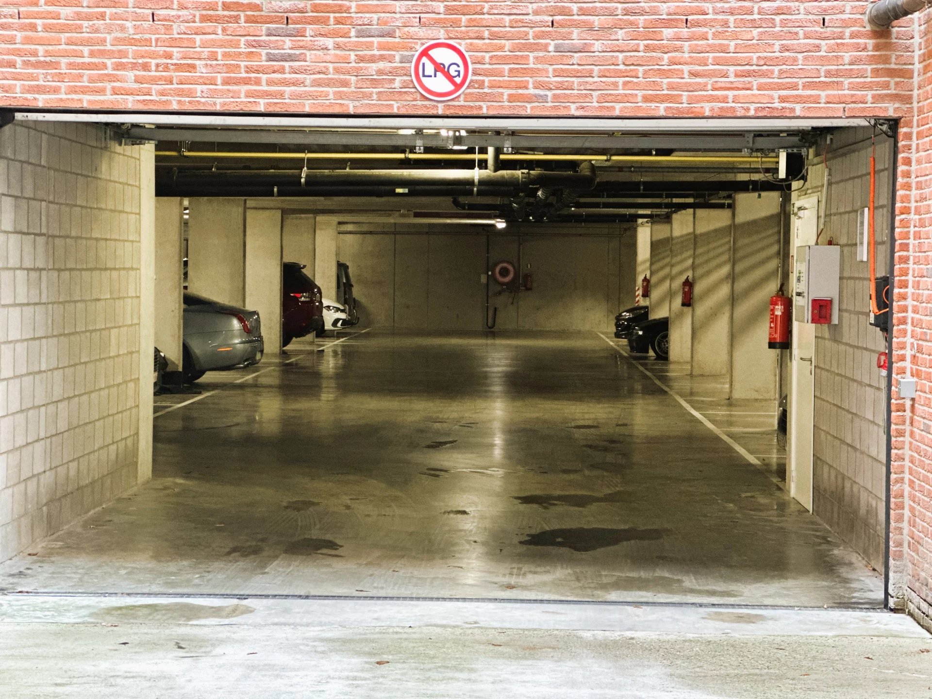 Ondergrondse autostaanplaatsen centrum Diepenbeek