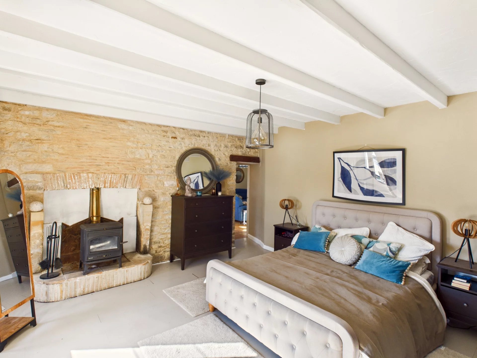 House in Villefagnan - Image 4