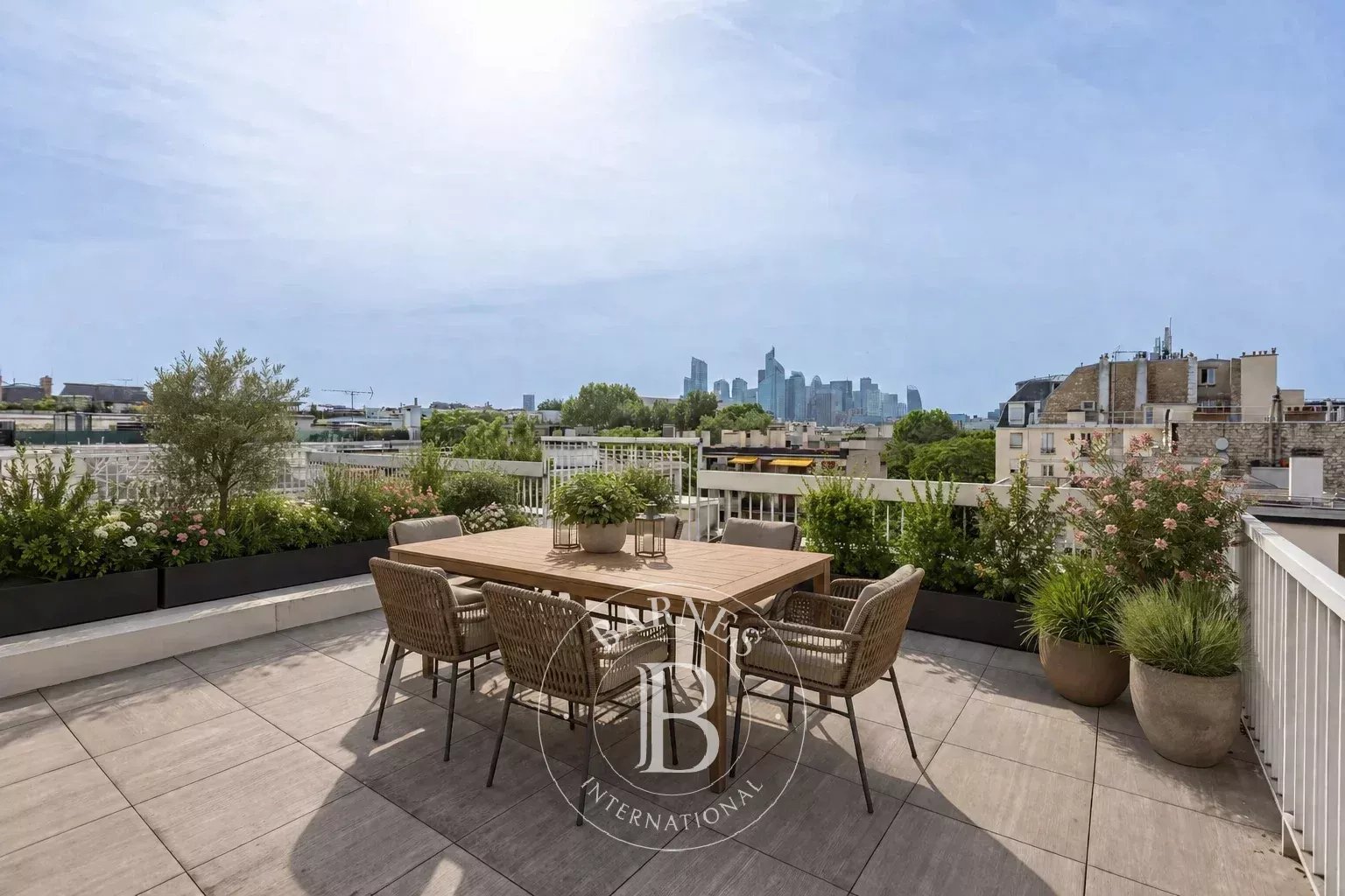 Neuilly-sur-Seine  - Apartment 5 Bedrooms - picture 2
