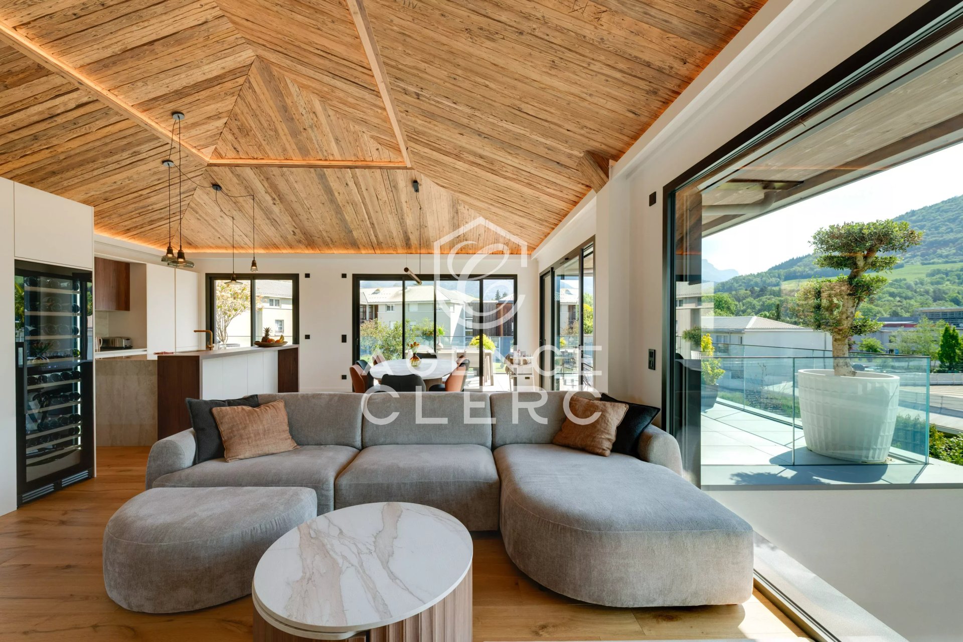 5 Bedroom Villa/Townhouse's Image 5