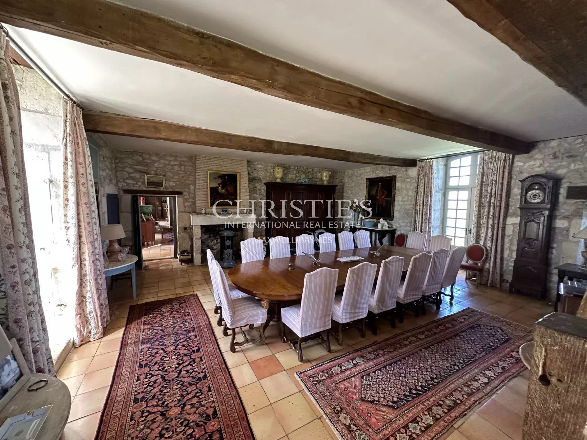 5 Bedroom Chateau's Image 12