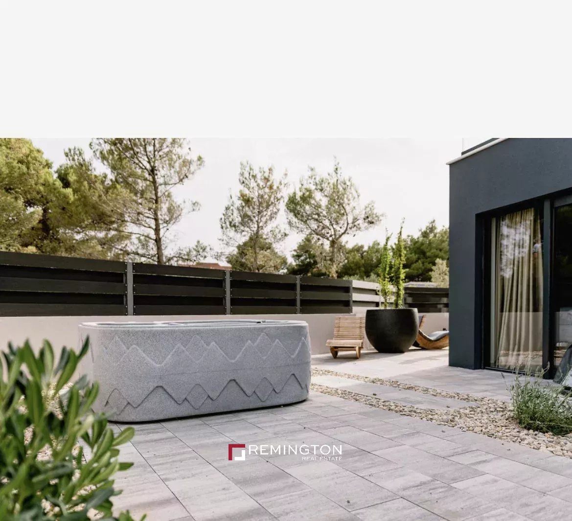 4 Bedroom Villa/Townhouse's Image 57