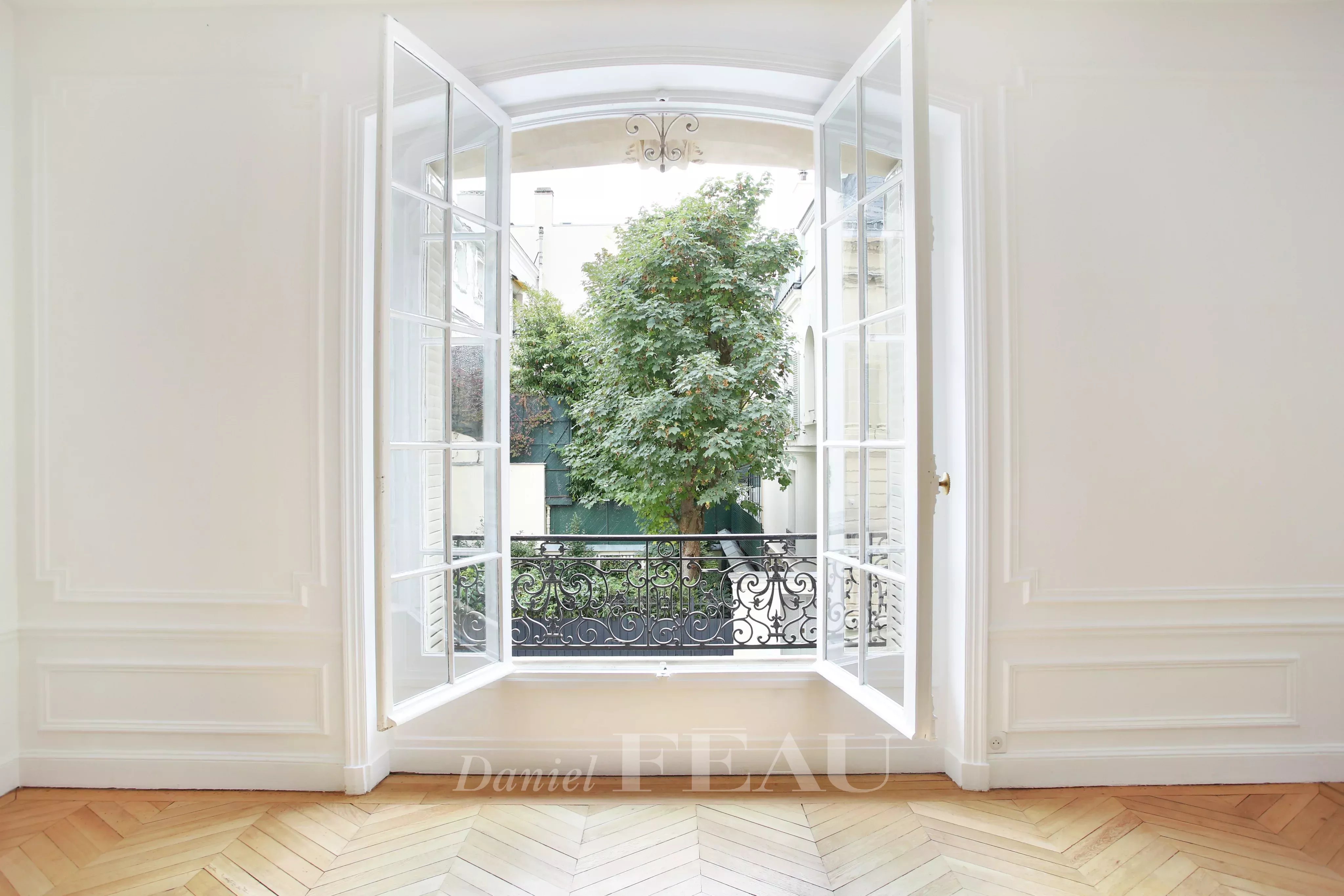 Rental Apartment Paris 16th