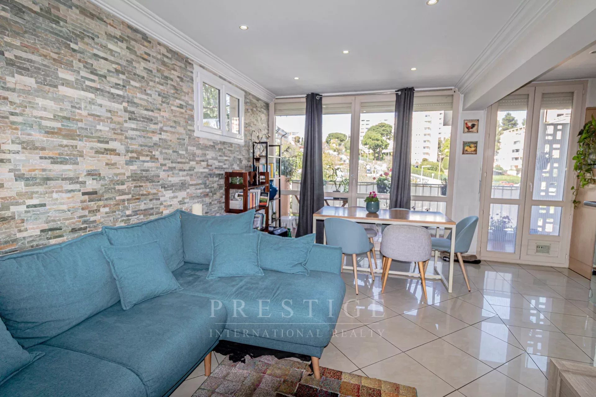 Antibes, furnished 2 bedrooms flat for rent, parking  cellar & balcony & terrace
