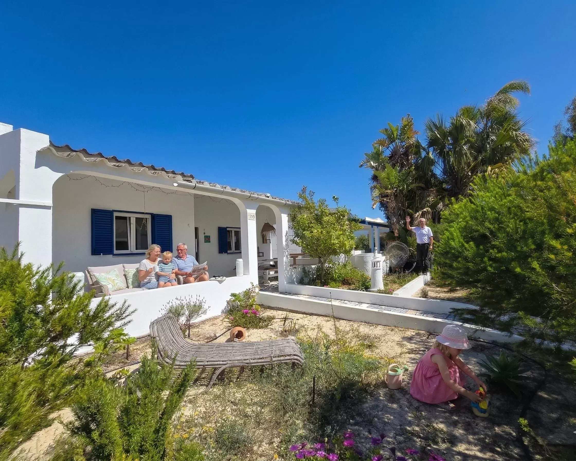 3-Bedroom House on Armona Island, Algarve | Close to Beach | Excellent Location 86884482 image 4